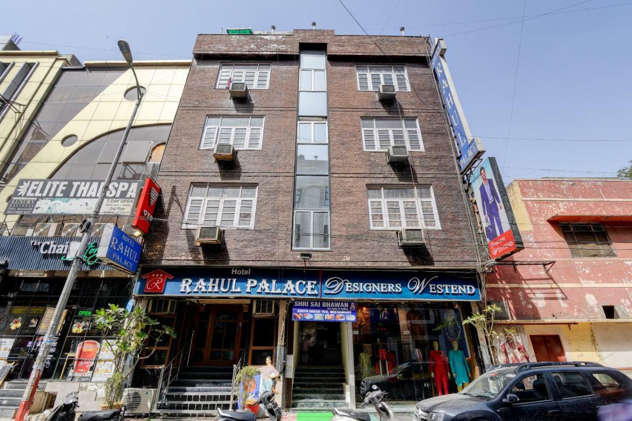 Rahul Palace By Golden Tree Near Metro Station And Ajmal Khan Market New Delhi Exterior foto